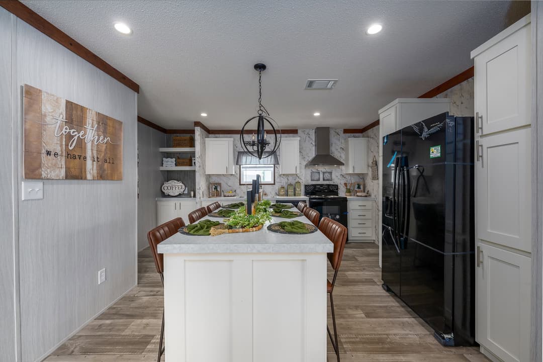Mill creek 2 kitchen home features
