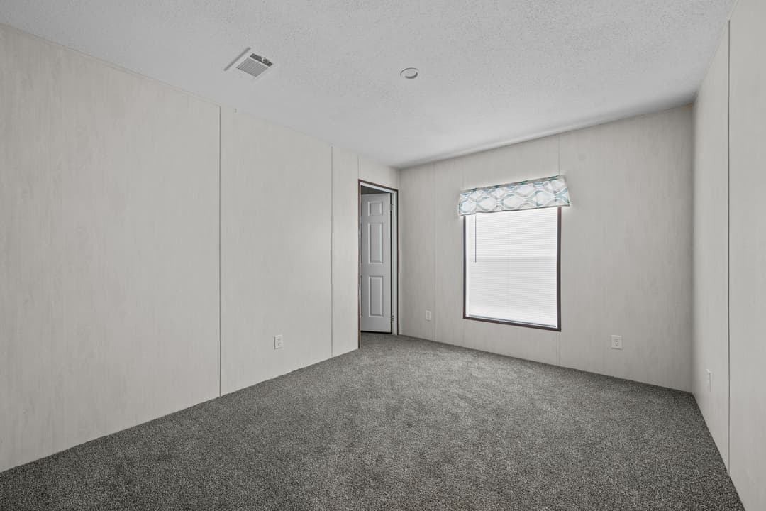 Trenton bedroom home features