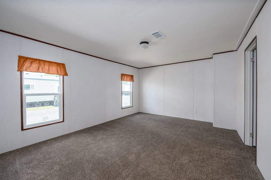 The curry bedroom home features