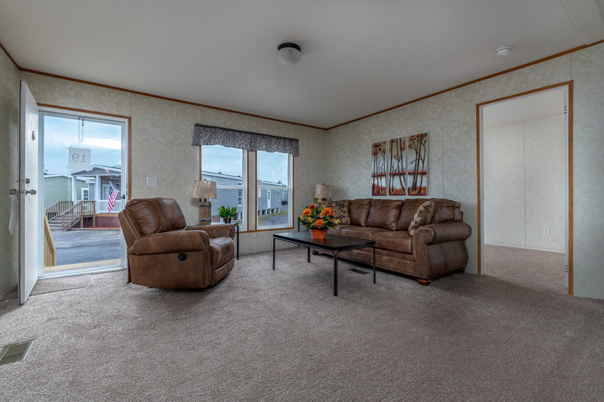 Flash interior home features