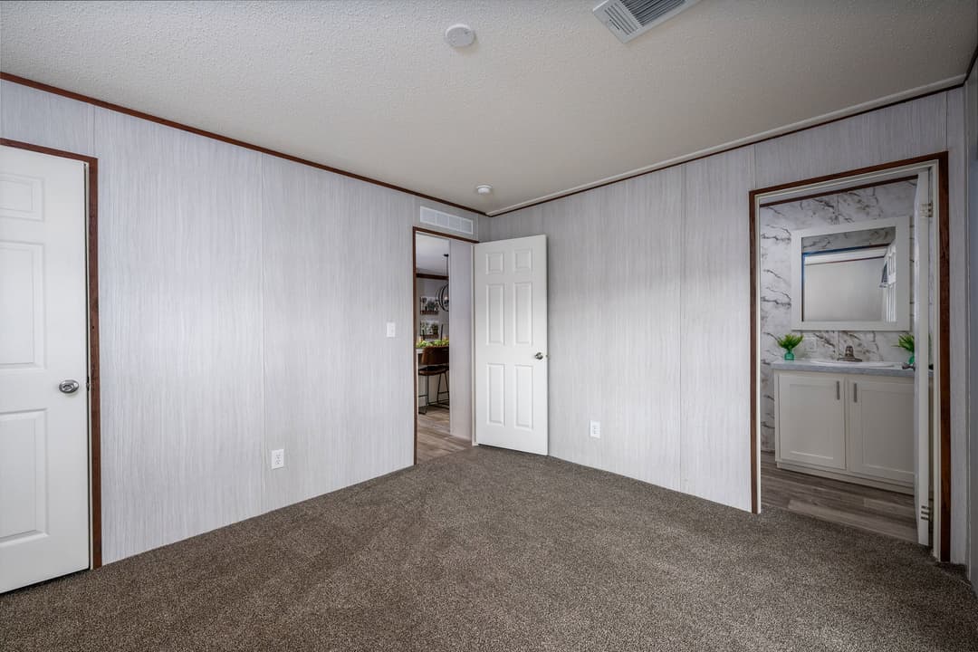 Mill creek bedroom home features
