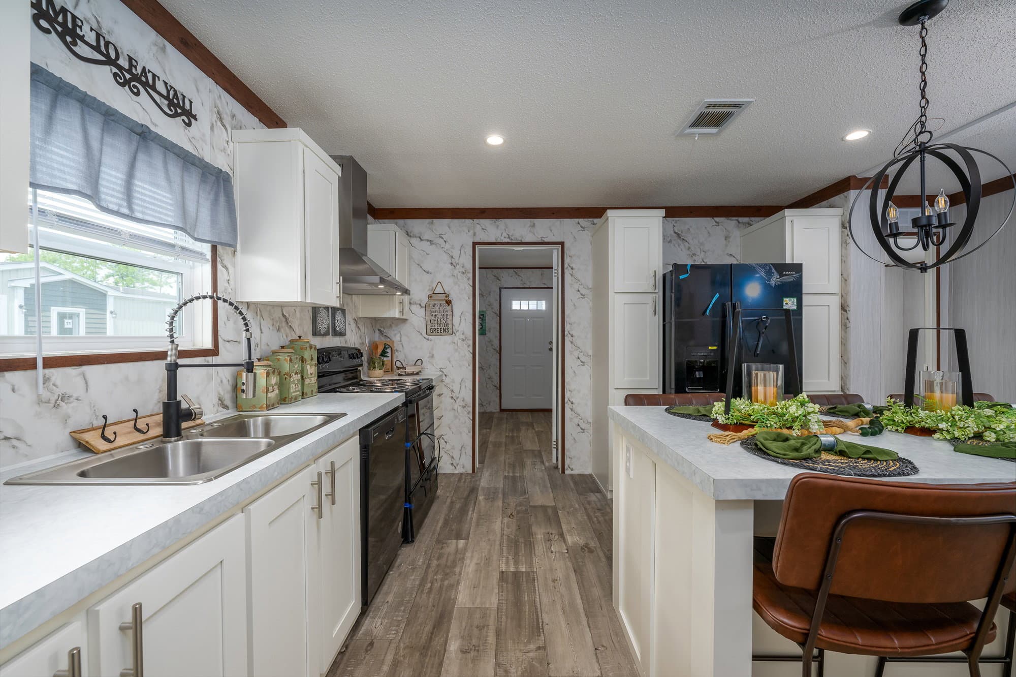 Mill creek 2 kitchen and hero home features