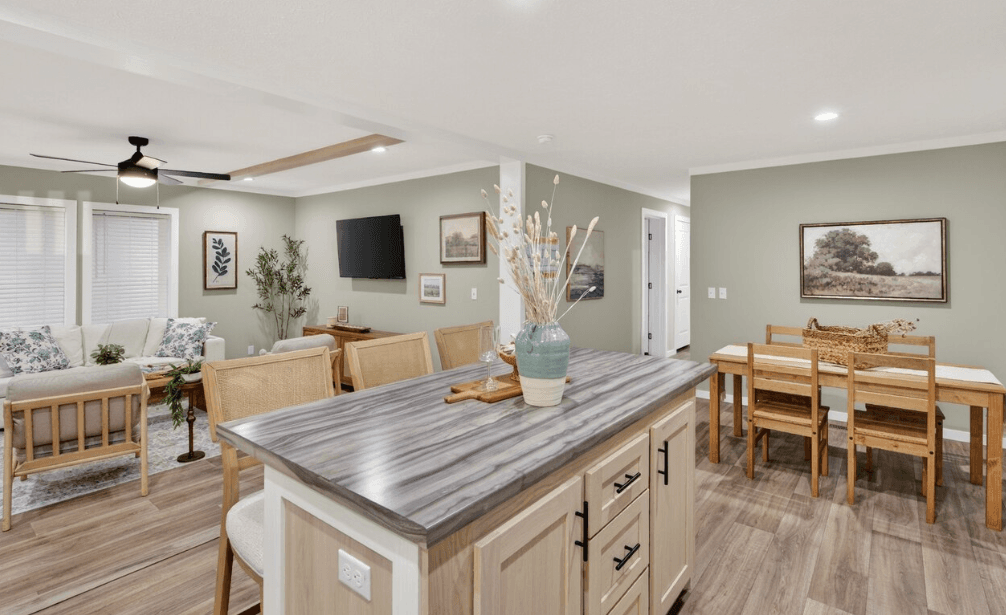 Outlook 28542f kitchen home features