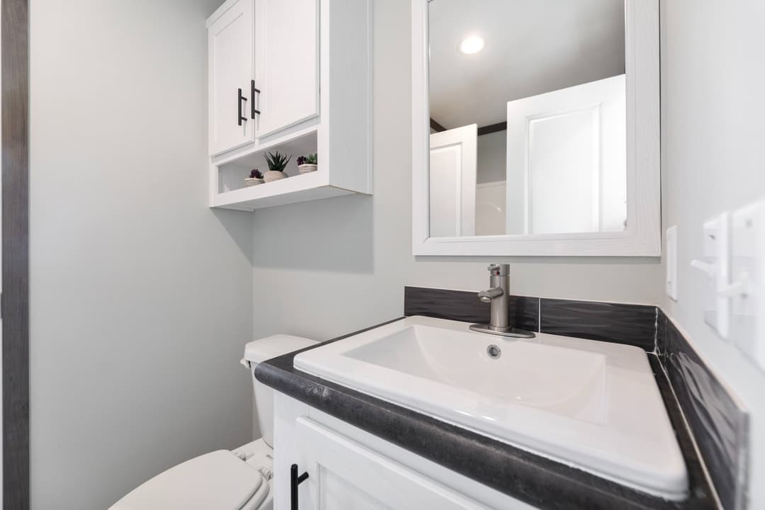 Pioneer 16763k bathroom home features