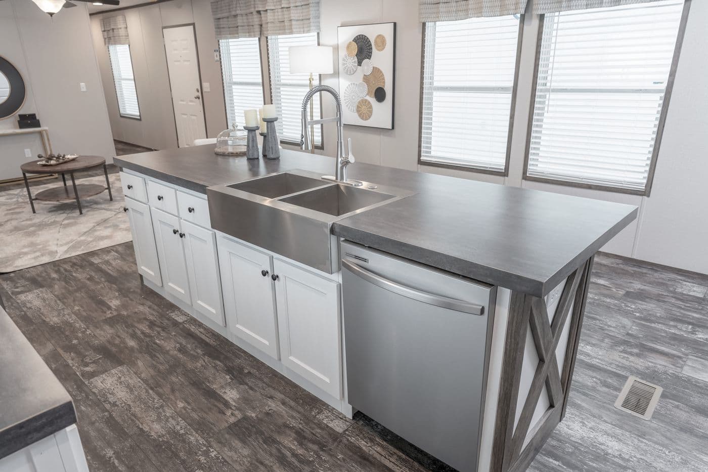 The general kitchen home features