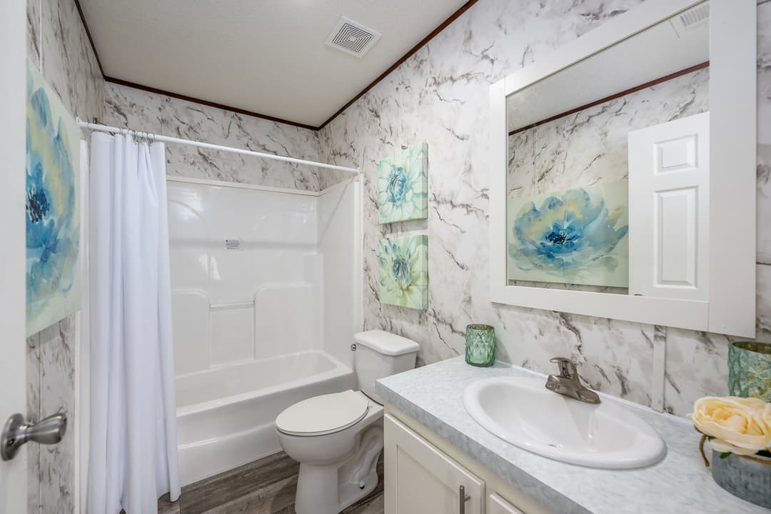 Mill creek 2 bathroom home features