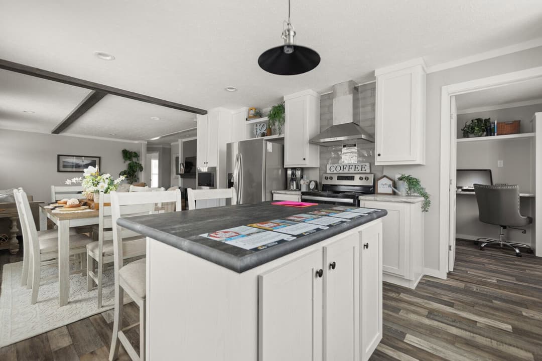 Bella 28483h kitchen home features