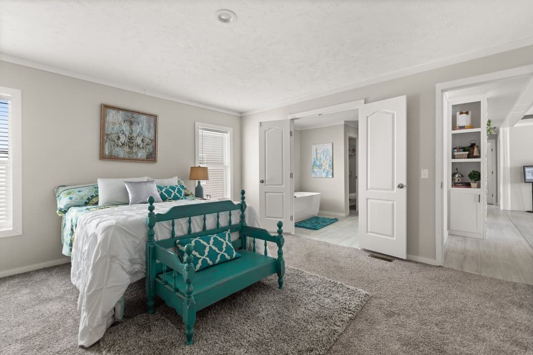 Beam house 32603x bedroom home features