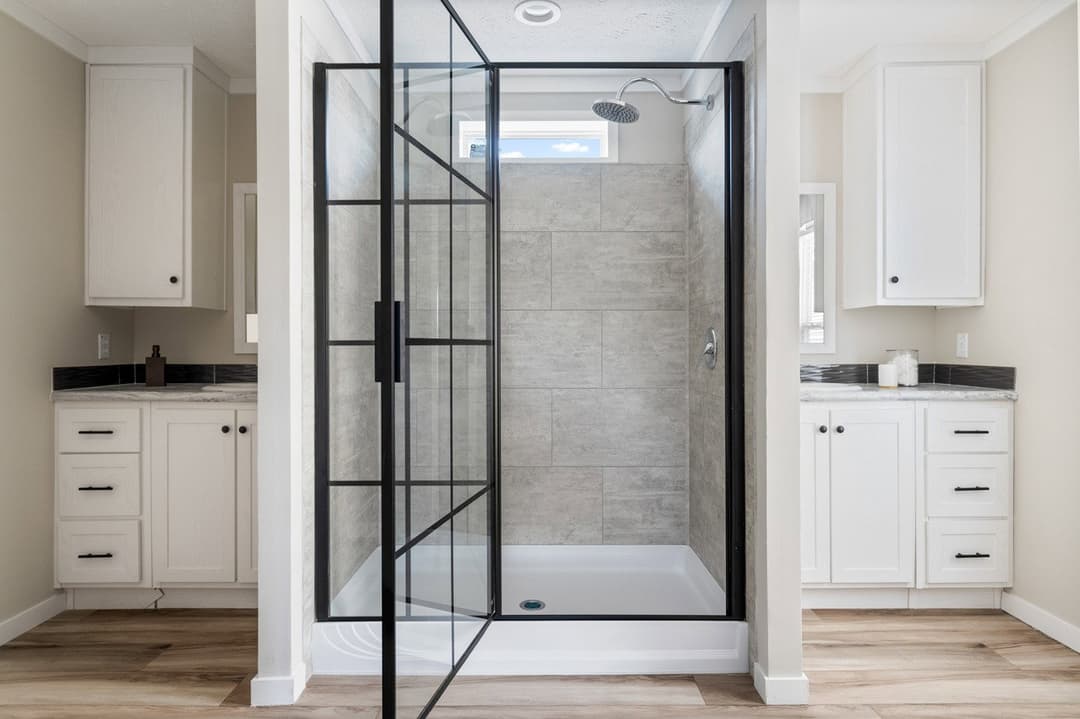 Champ 28563t bathroom home features