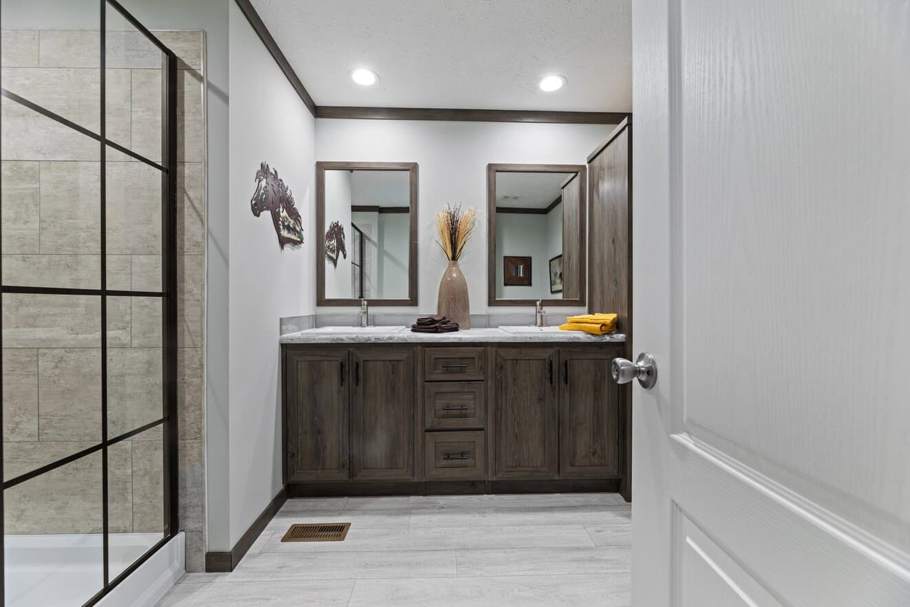 Elevation 32523d bathroom home features
