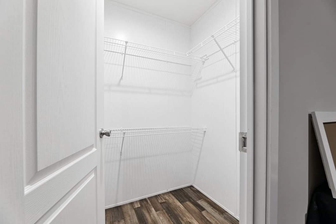 K2 32764p interior home features